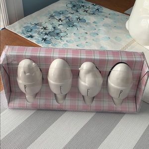 Rae Dunn Easter chicks